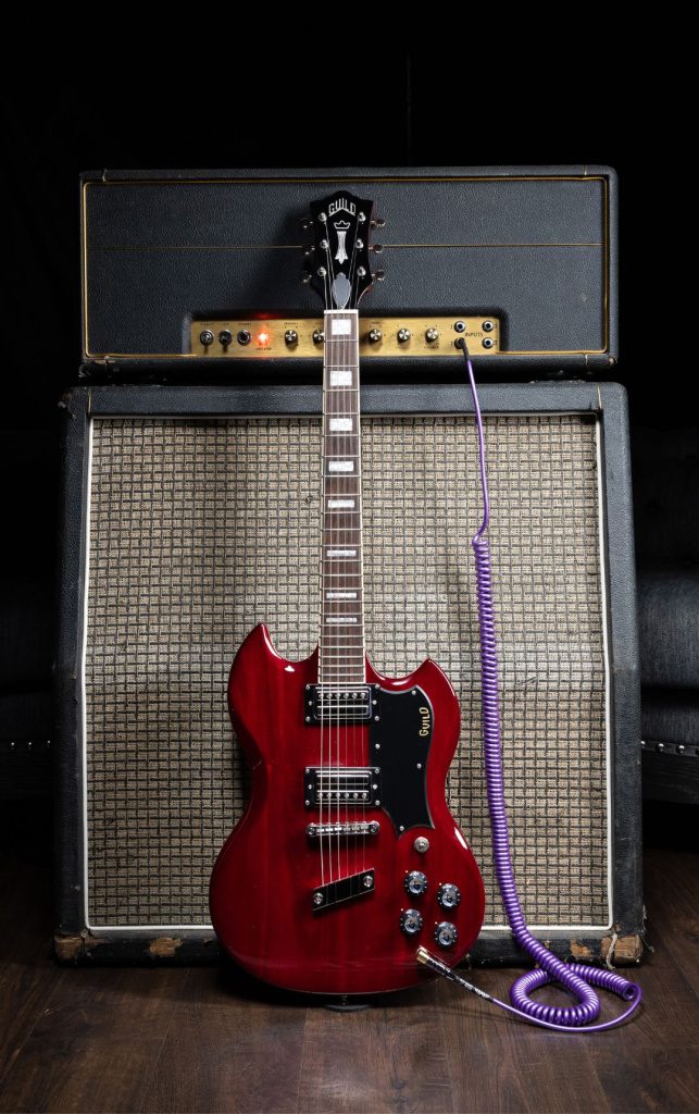 Guild Polara Deluxe in Cherry Red