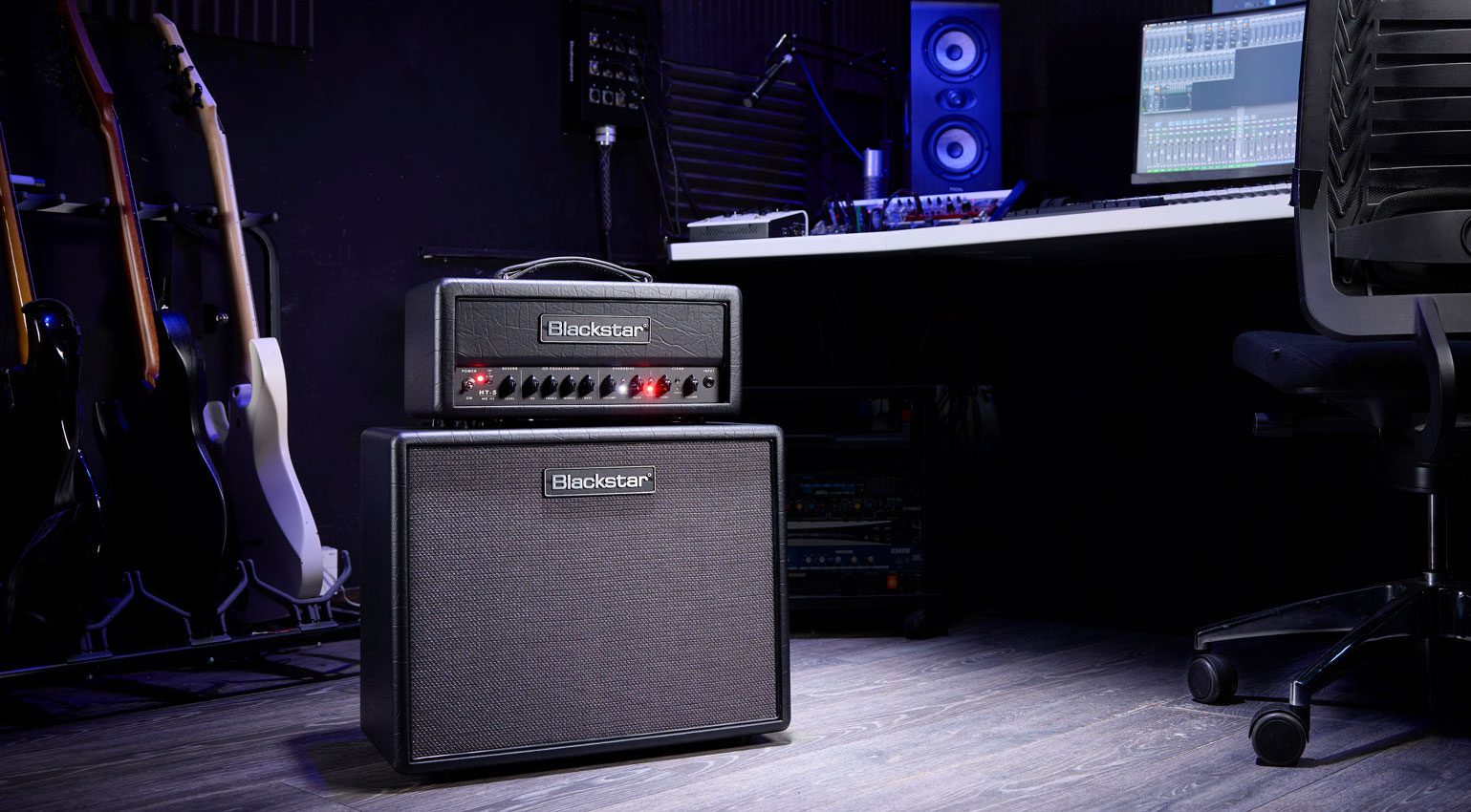 Die Blackstar HT MKIII Serie ist da und zeigt sich in neuem Gewand, mit bewährten und neuen Features. Erstklassige Boutique-Clean-Sounds und modernen High-Gain-Overdrives ohne Kompromisse. Das wollen wir uns genauer anschauen.