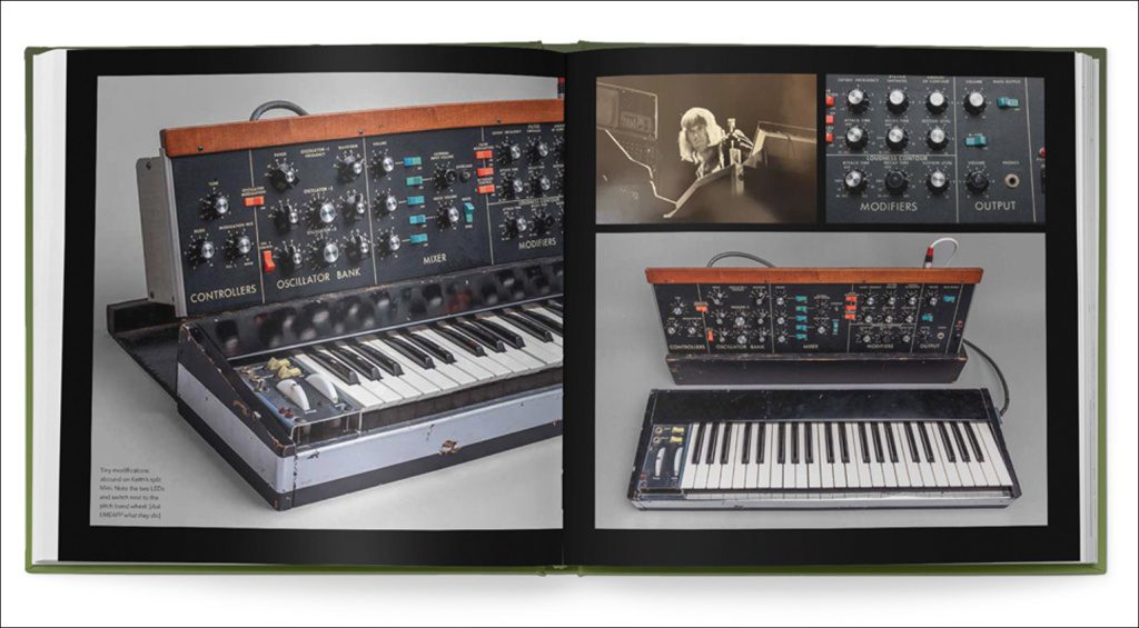 Bjooks Minimoog Book