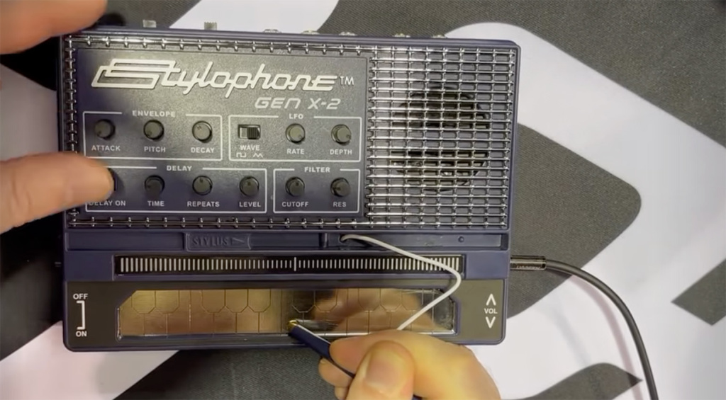 Stylophone CPM DS-2 wird ausgeliefert: Jetzt bestellbar!
