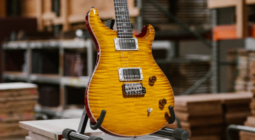 PRS kehrt mit der CE 22 Limited Edition zurück zu den eigenen Wurzeln. 22 Bünde und ein geschraubter Hals machen hier den Unterschied.