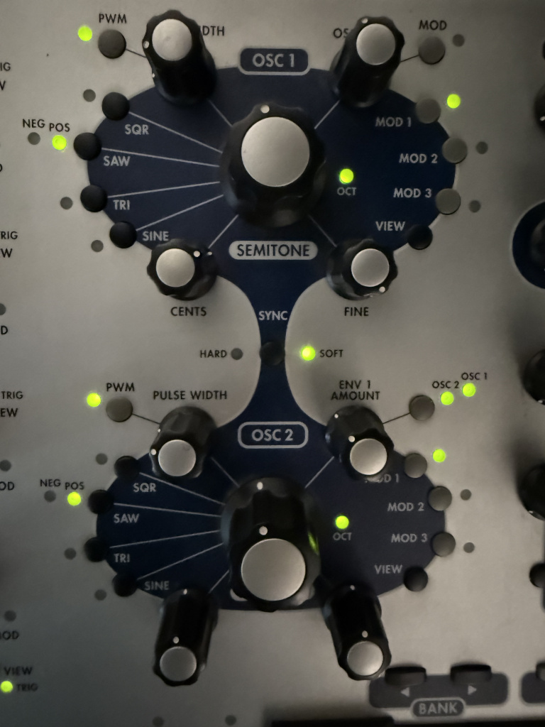 FM Sync Ringmod Xmod im Alesis Andromeda, sogar mit Noise Modulation der PWM und vielem mehr.