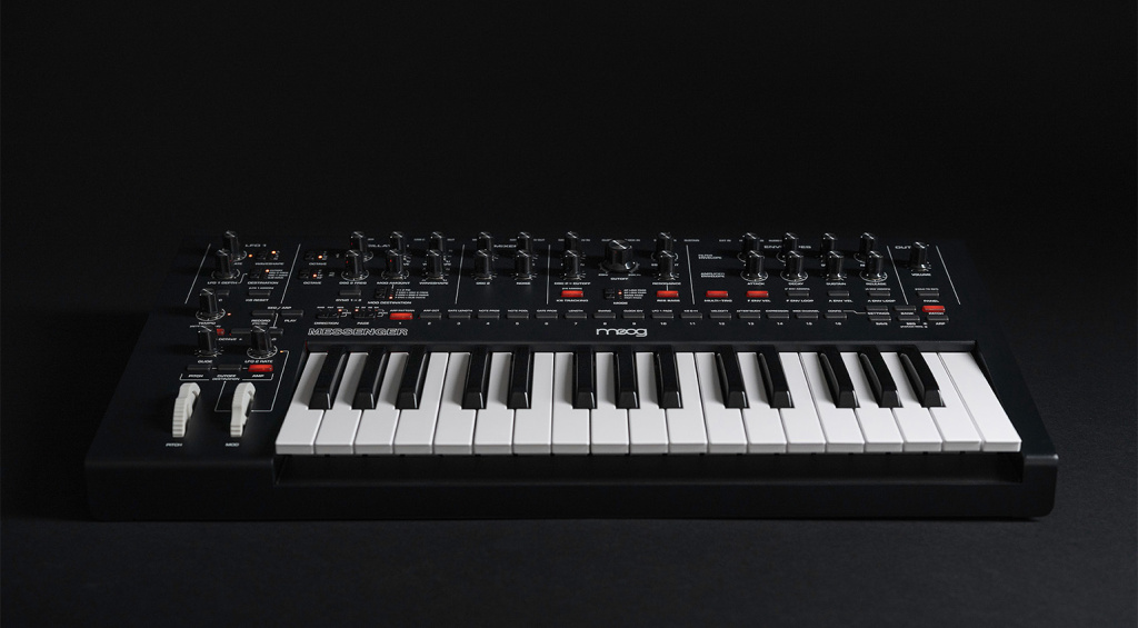 Moog Messenger