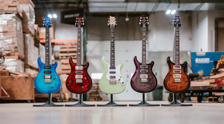 Die fünf neuen PRS S2 und SE Modelle mit üppigen Drei-Tonabnehmer-Konfigurationen bieten großartige Sounds!