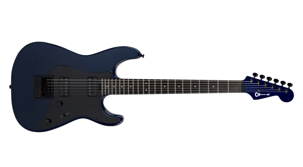 Die neue Charvel Pro-Mod Plus So-Cal EVTN6 E hat einen sehr langen Namen, überzeugt aber mit geradliniger Optik und direktem Rocksound!