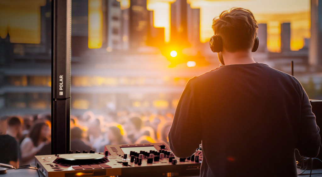 HK Audio Polar 12 MK2 eignet sich im Stereo-Setup bereits für Veranstaltungen mit bis zu 250 Personen