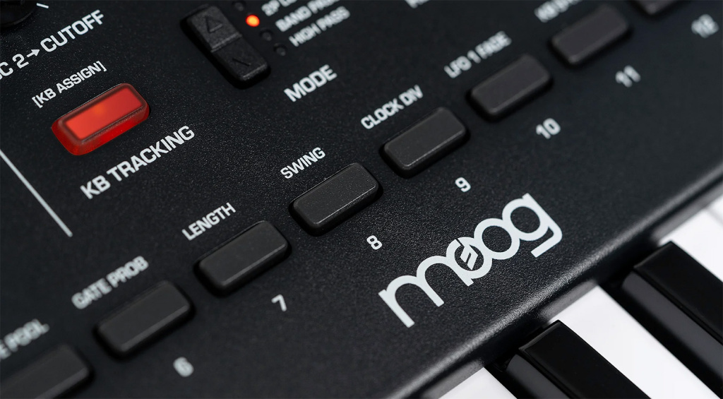 Moog Messenger