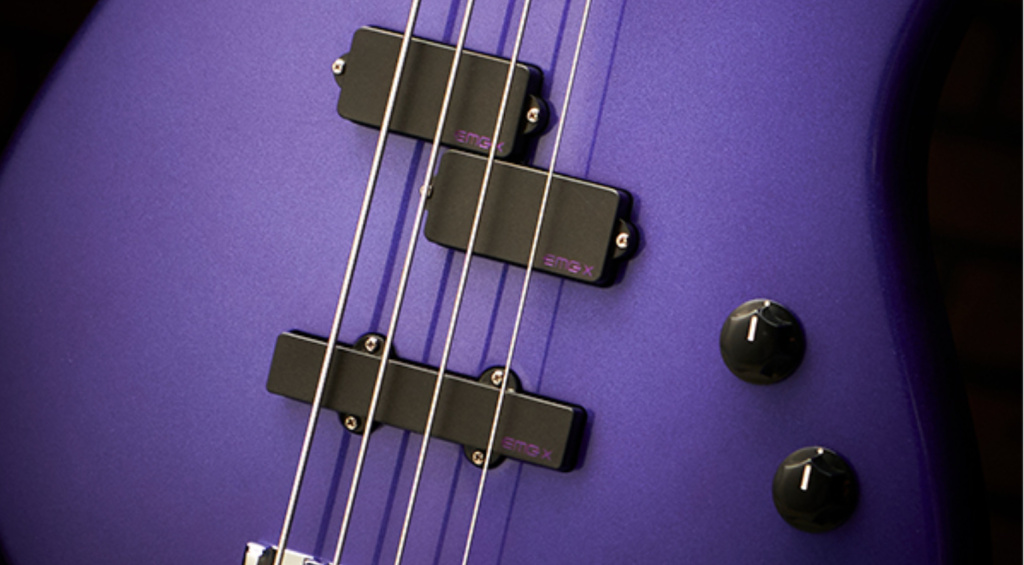 Der Bassist von Anthrax hat seine Signature bekommen. Der Spector NC-4 Frank Bello liefert den nötigen Druck und überzeugt!