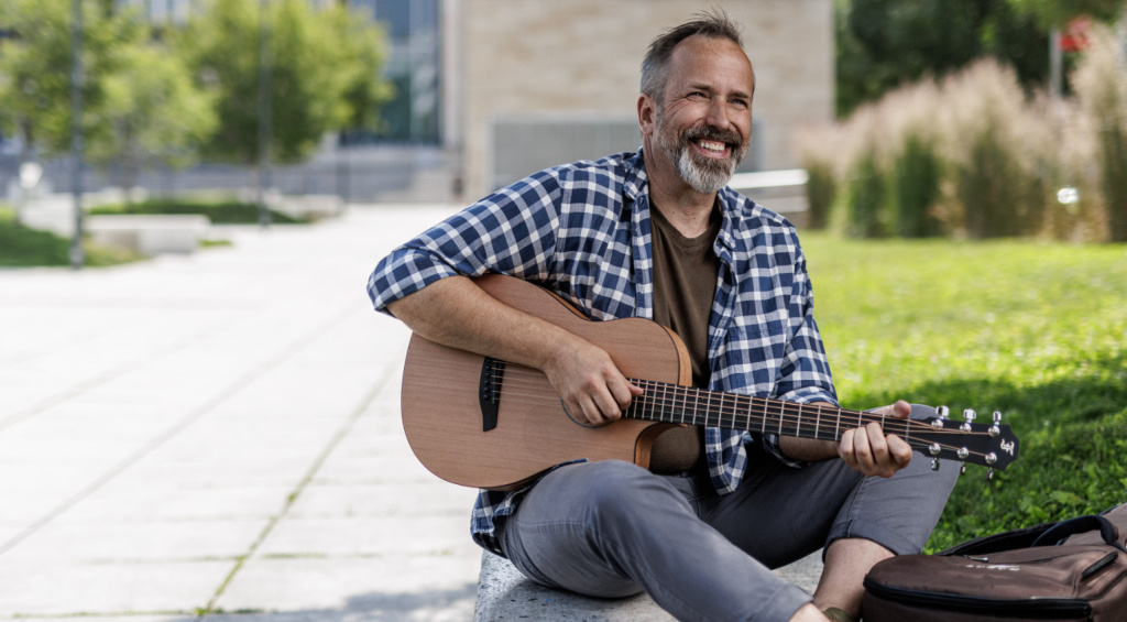 Furch Pioneer im kompakten Travel-Guitar-Format!