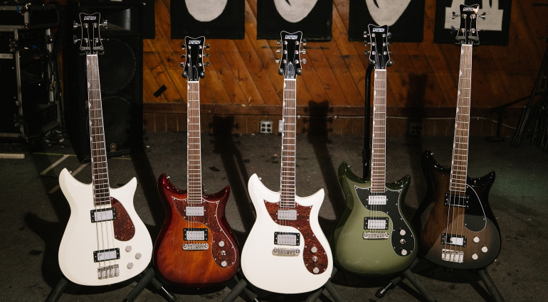 Schaut her! Gretsch liefert mit den neuen Electromatic CVT-Modellen wieder tolle Gitarren im Vintage-Stil. Auch ein Bass ist verfügbar!
