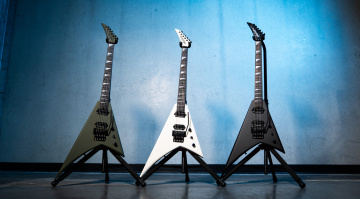 Jackson zeigt die American Series Rhoads RR24: Mehr Metal geht nicht!
