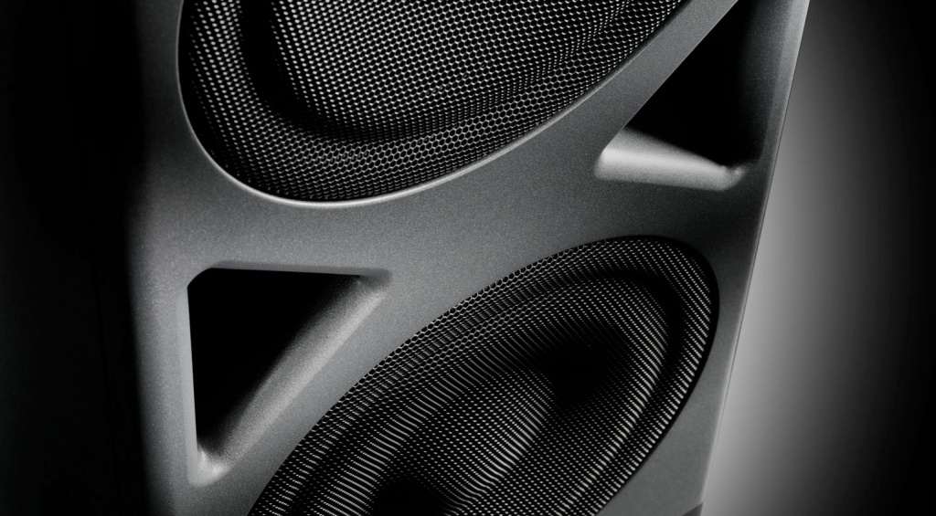 Die Subwoofer verfügen über einen überarbeiteten Bassport (hier der KH 870 II)