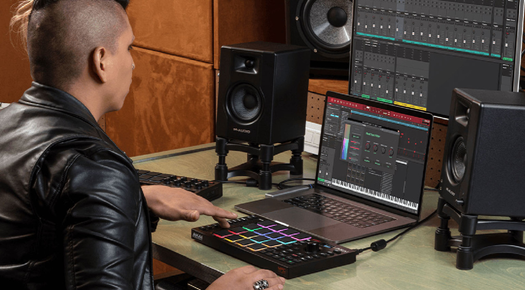 Beats bauen für wenig Geld: AKAI MPC Studio