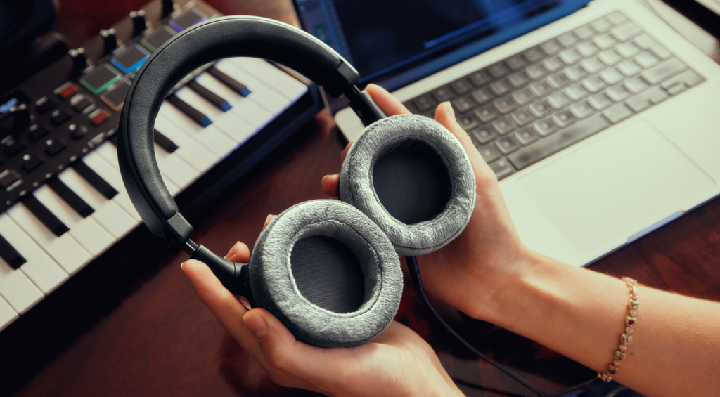 Der neue Kopfhörer von beyerdynamic soll sich für eine Reihe von Aufgaben eignen
