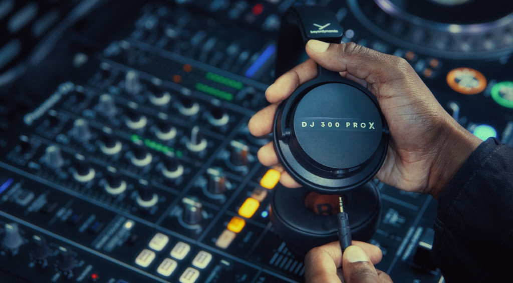beyerdynamic DJ 300 PRO X