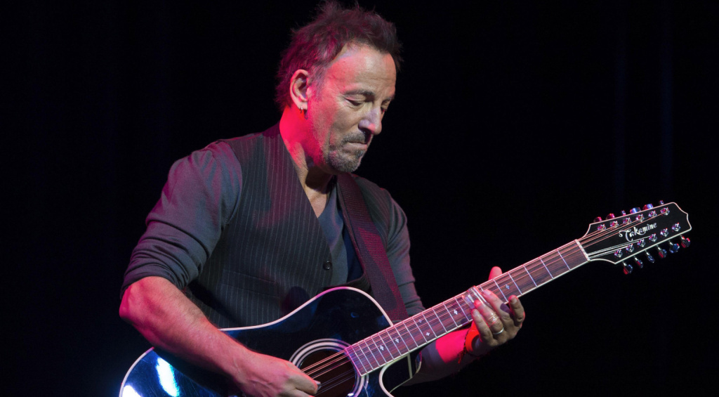 Takamine Akustikgitarre: Das Gear von Bruce Springsteen