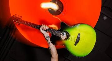 Die Furch Spectra Plus Serie präsentiert sich mit einer großen Auswahl an frischen Lackierungen und exzellenter Soundqualität.