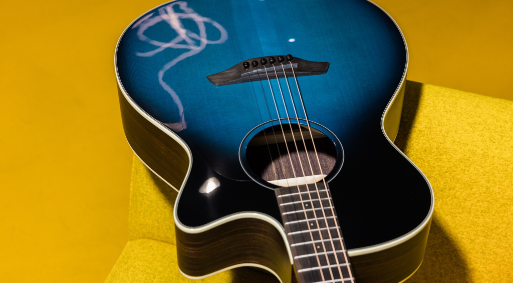 Die Furch Spectra Plus Serie präsentiert sich mit einer großen Auswahl an frischen Lackierungen und exzellenter Soundqualität.