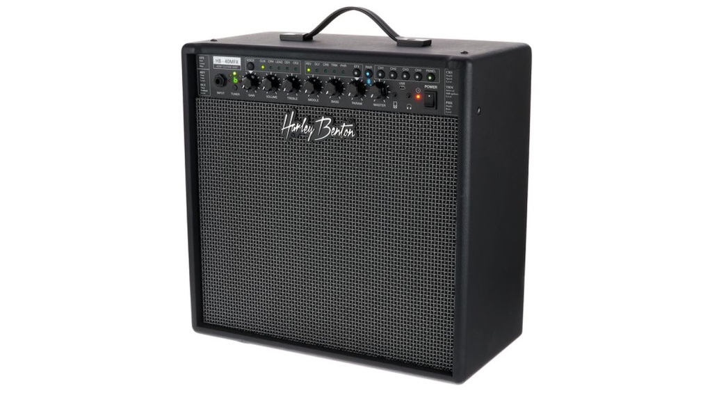 Diesmal hält das XMAS Gewinnspiel ein Komplettset für Gitarristen bereit. Gewinne eine Harley Benton CST-24HB TOL Tobacco Fl mit Amp und Zubehör!