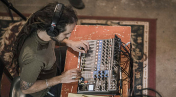 Zoom LiveTrak L-12 Deal: Mixer und zusätzliche Software zusammen im Angebot