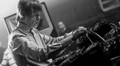 Dieses Gear nutzen Techno-Legenden: Surgeon – Techno als Live-Patch