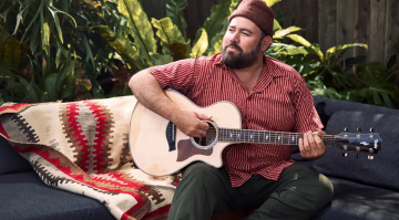 Erneut Nachschub für die Taylor Next Generation-Serie. Zum dritten Mal in diesem Jahr zaubert Taylor weitere Gitarren aus dem Hut.