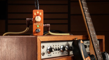 Der ToneX One Double Special Limited Edition ist mit 20 vorinstallierten Premium Tone Models aus zwei originalen Dumble-Amps ausgestattet.