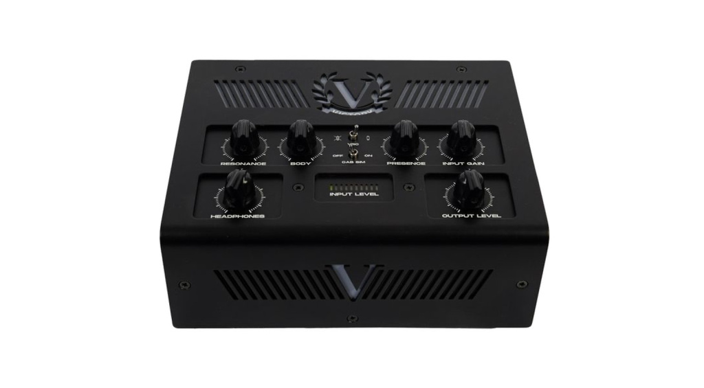 Der Victory PowerValve 200 passt in euren Rucksack und ist die perfekte Lösung, um euer Pedalboard mit echtem Röhrensound zu verstärken.