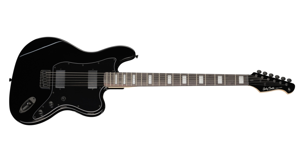 Die Harley Benton JA-Baritone HH konzentriert sich auf das Wesentliche: erweiterter Tonumfang, satte Tiefen und klassischer Offset-Style.