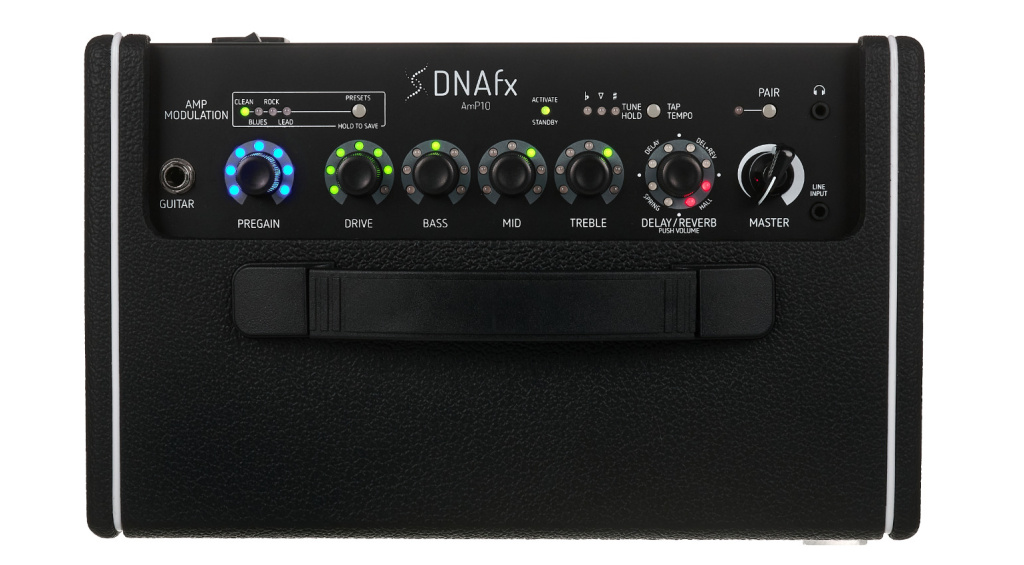 Mit dem DNAFx AmP10 erweitert Harley Benton seine DNAFx-Serie um einen weiteren Modeling-Combo, der trotz seiner Winzigkeit glücklich macht.