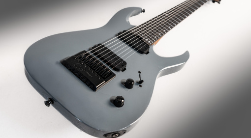 Jackson Pro MM Juggernaut ET8: EverTune-Monster für Misha Mansoor