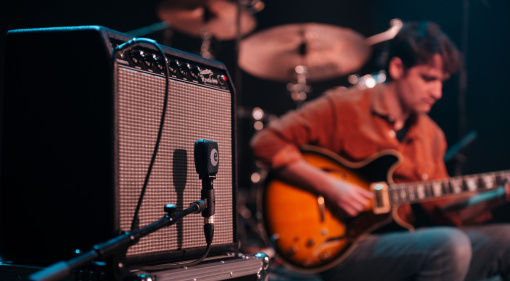 Workshop: Gitarrenamp live – Lautstärke, Position und Mikrofonierung auf der Bühne