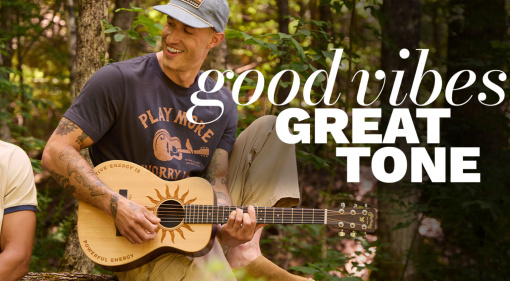 Martin LX2 Life is Good: Positive Energie beim Lagerfeuer-Jam