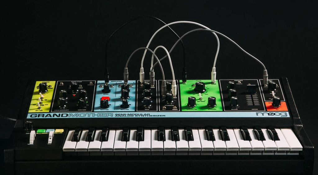 Moog Grandmother