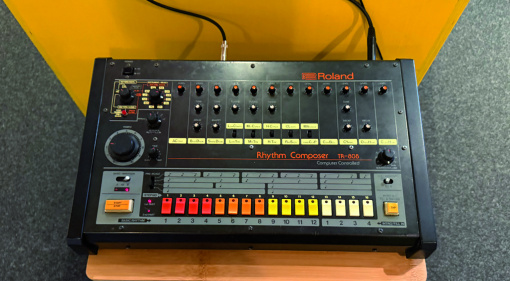 Particle Simulator und 2 geniale TR-808 Upgrades, die eure Drum Machine neu erfinden