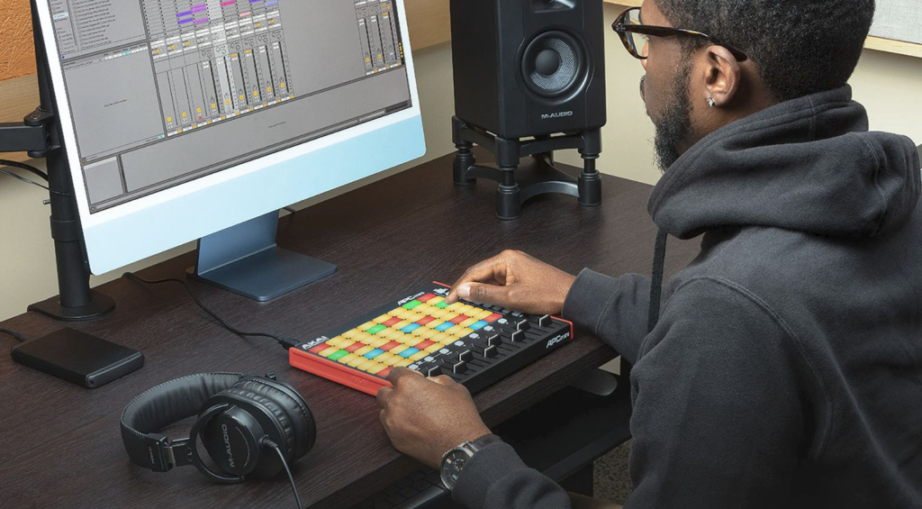 AKAI APC mini MK2