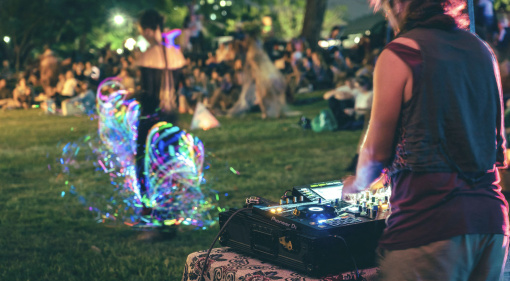 LIFE LIKE A DJ: DJ-Karriere als Browsergame
