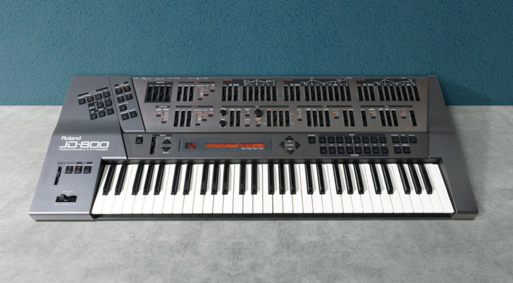 Synthesizer zur falschen Zeit: Roland JD-800