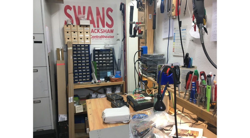 Exploding Shed in der Dachkammer