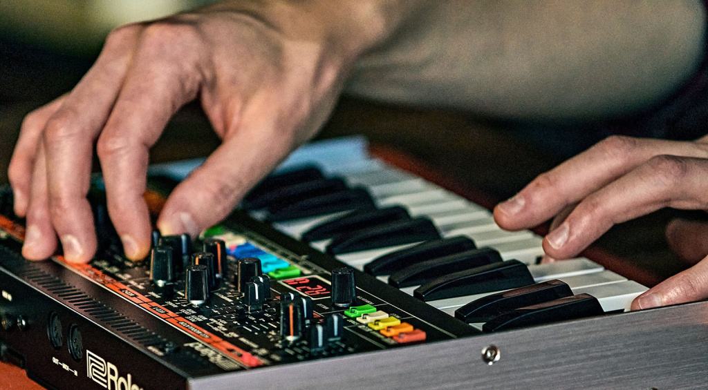 Roland Jupiter-08
