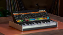 Roland Jupiter-08