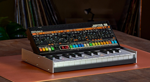 Roland Jupiter-08